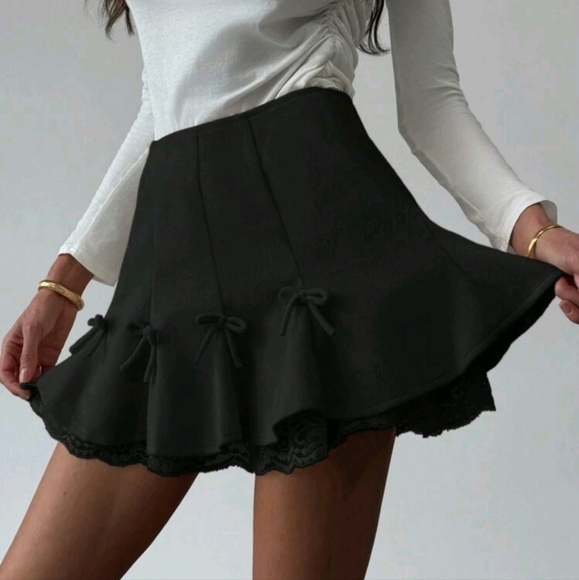 Autumn/Winter New Sweet Bow Lace Patchwork High Waist Versatile Mini Skirt - Picture 1 of 4